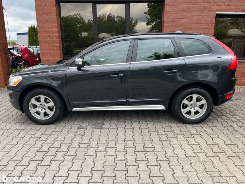 Volvo XC 60 2.4D AWD RDesign - 23