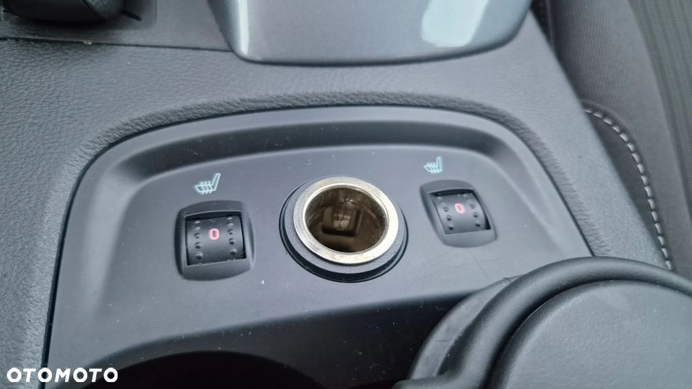 Ford Focus 1.6 EcoBoost Start-Stopp-System Titanium - 21