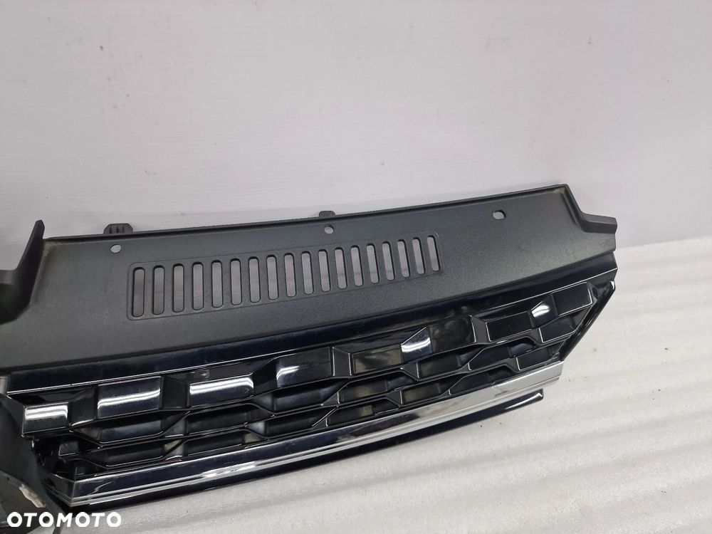 VW GOLF VII 7 LIFT GTI / R-LINE 16- ATRAPA / GRILL PRZEDNI PRZÓD , NR 5G0853653S , NR AUKCJI GR214 - 10