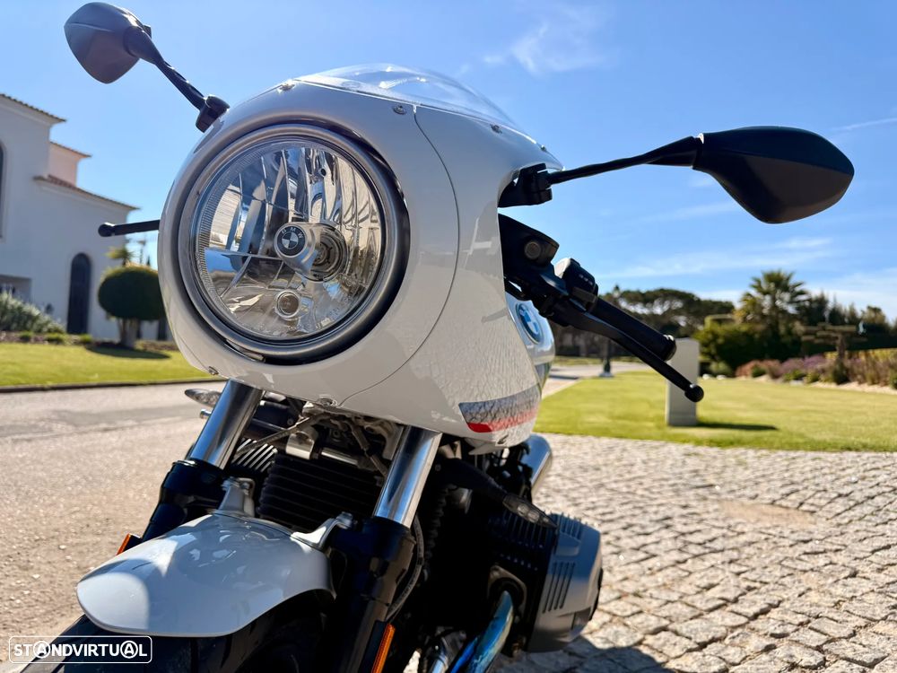BMW R nineT Racer - 13