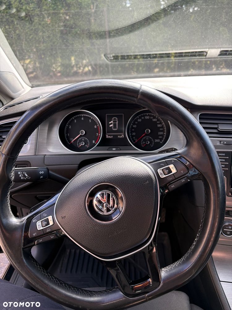 Volkswagen Golf 1.4 TSI BMT Comfortline DSG - 9