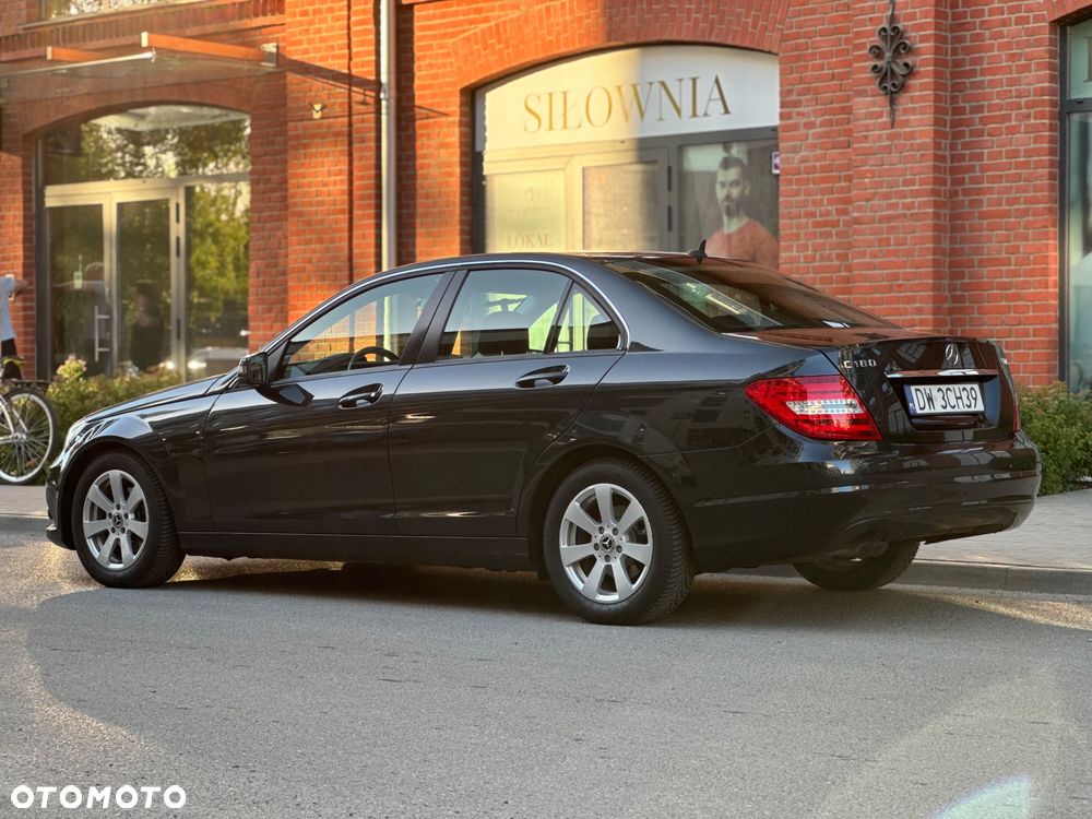 Mercedes-Benz Klasa C 180 CDI DPF (BlueEFFICIENCY) 7G-TRONIC - 10