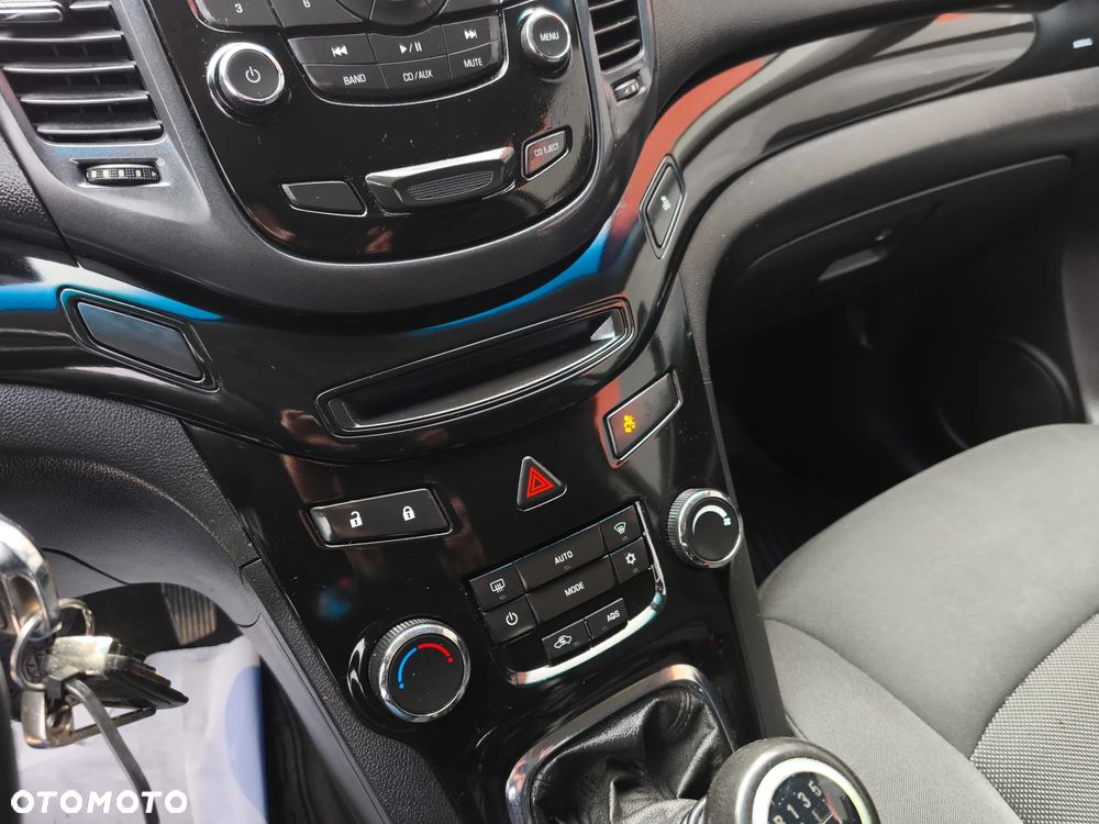 Chevrolet Orlando 2.0 D LTZ - 13