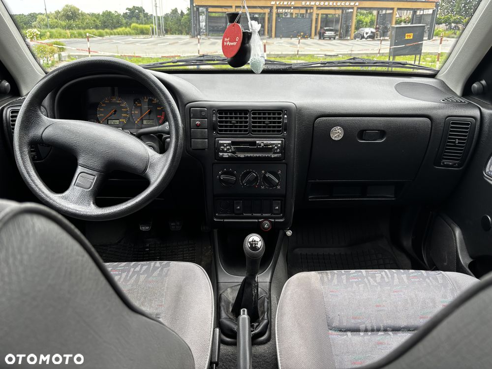 Seat Cordoba - 12