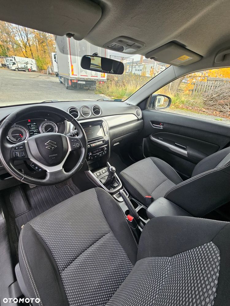 Suzuki Vitara - 11