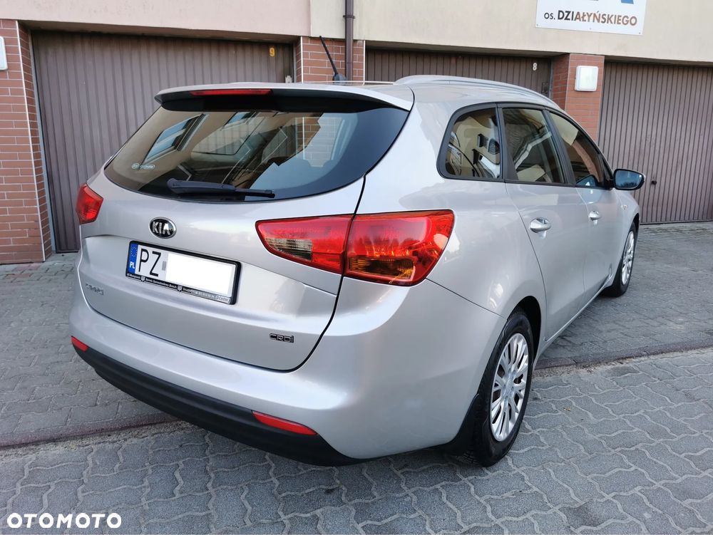 Kia Ceed 1.6 CRDi Business Line - 37