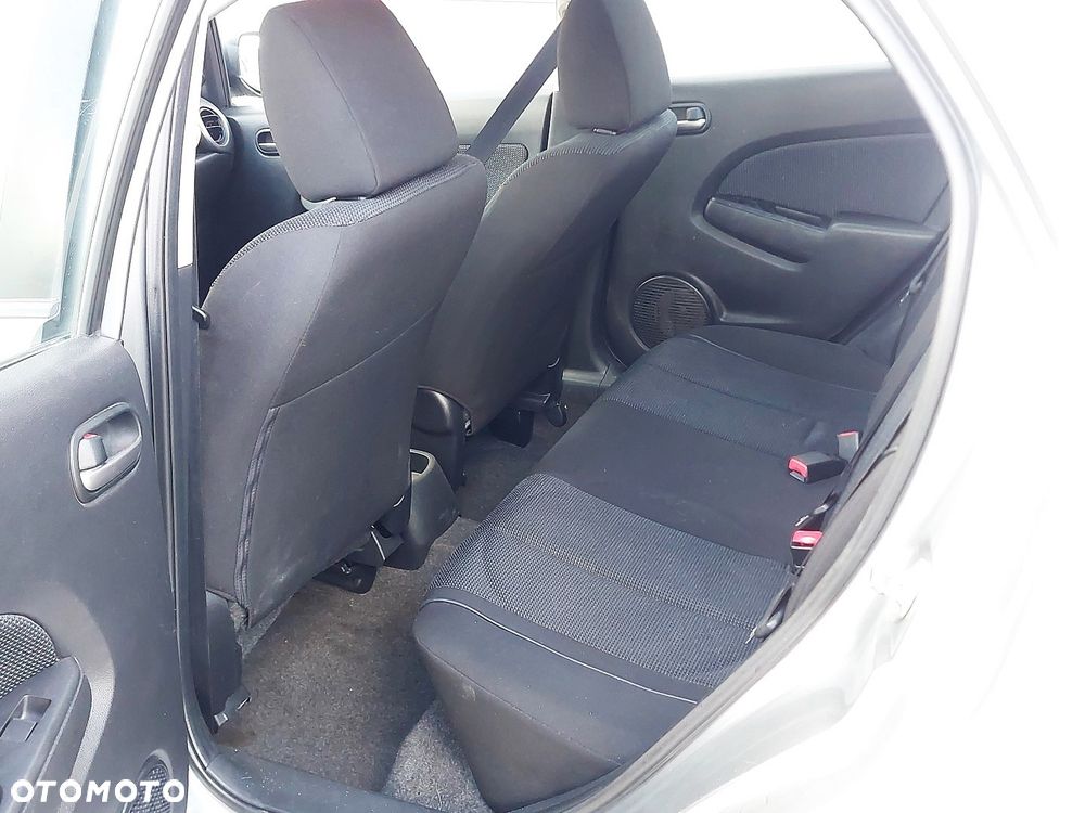Mazda 2 - 12