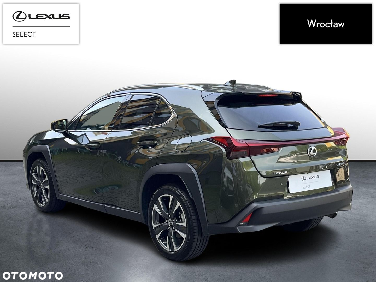 Lexus UX - 3