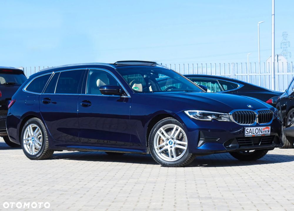BMW Seria 3 320e Sport Line - 29