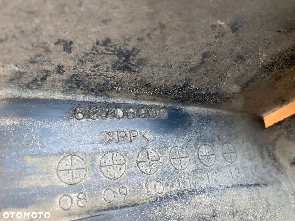 CHLAPACZ OSŁONA BŁOTNIKA PRZEDNI LEWY MITSUBISHI L200 5370B203 - 4