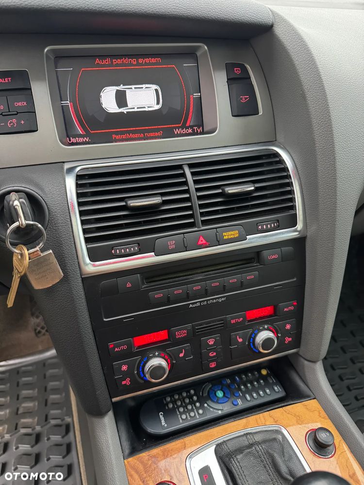 Audi Q7 4.2 FSI Quattro Tiptronic - 34