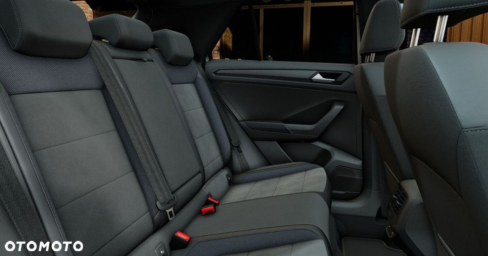 Volkswagen T-Roc - 8