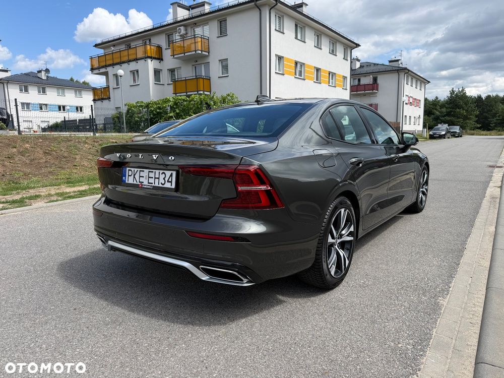 Volvo S60 B4 B R-Design - 10