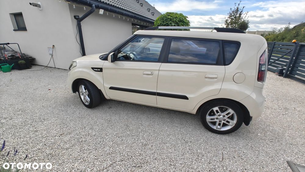 Kia Soul 1.6 L EU5 - 4