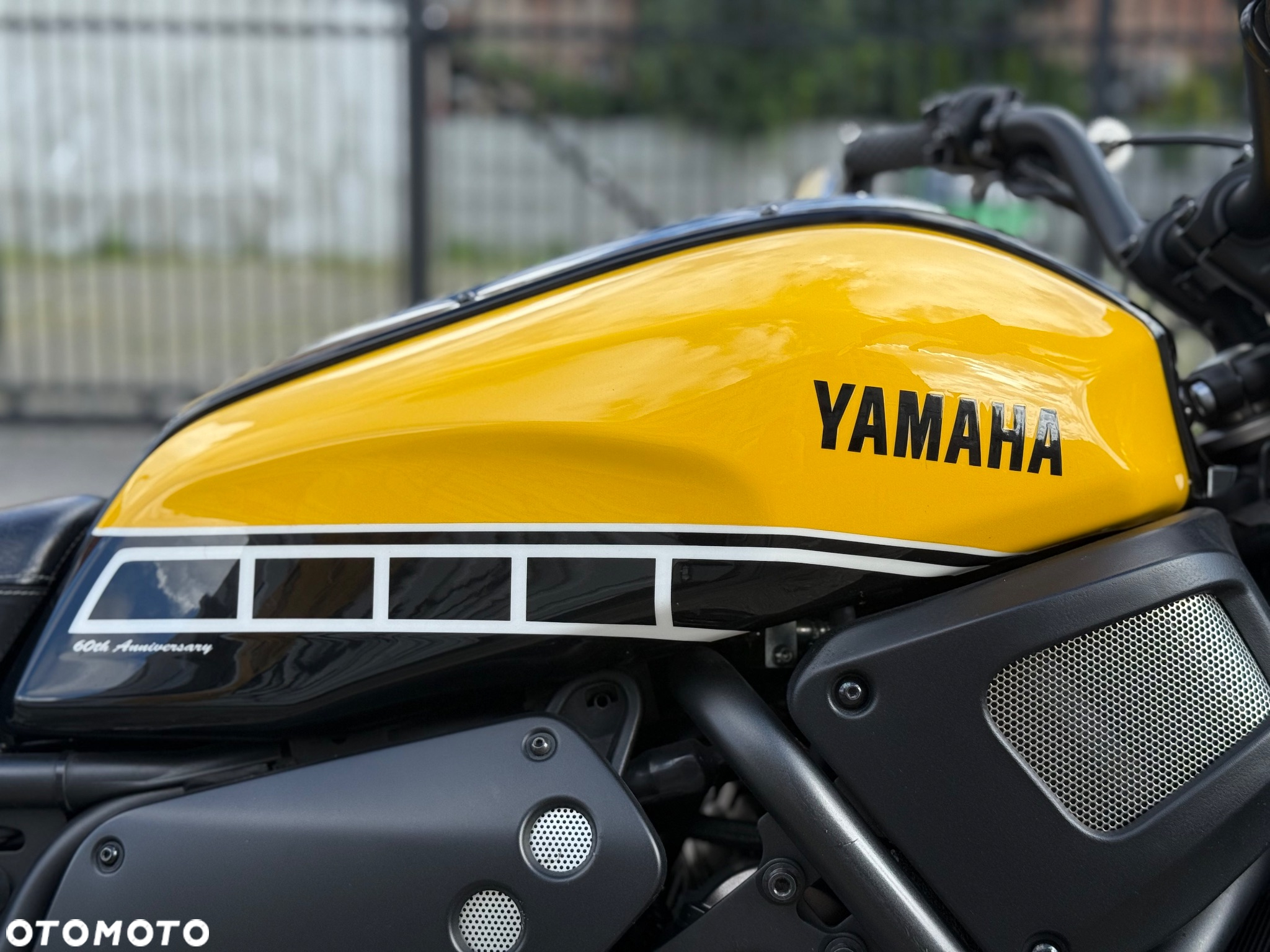 Yamaha XSR - 12