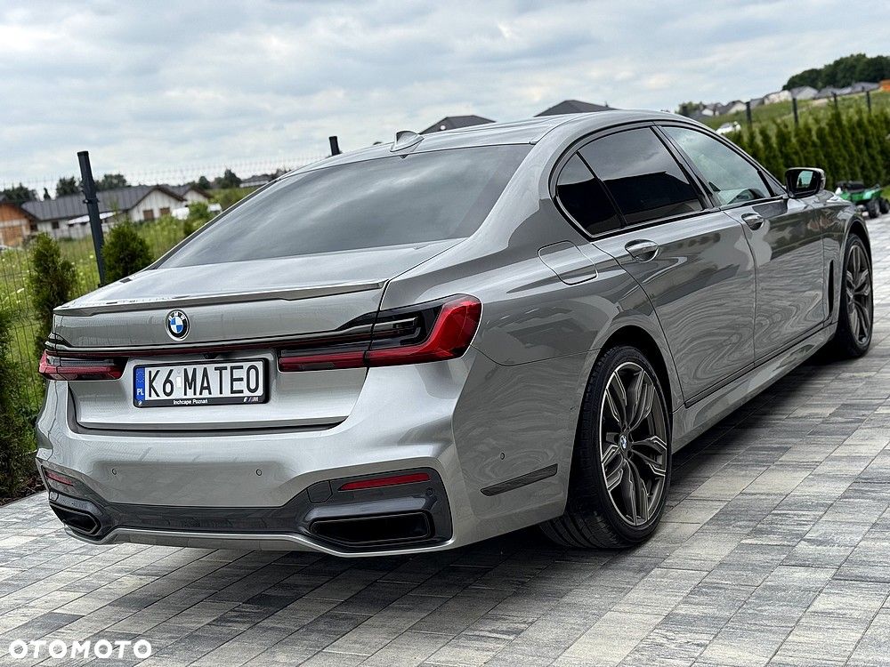 BMW Seria 7 750Ld xDrive sport - 12