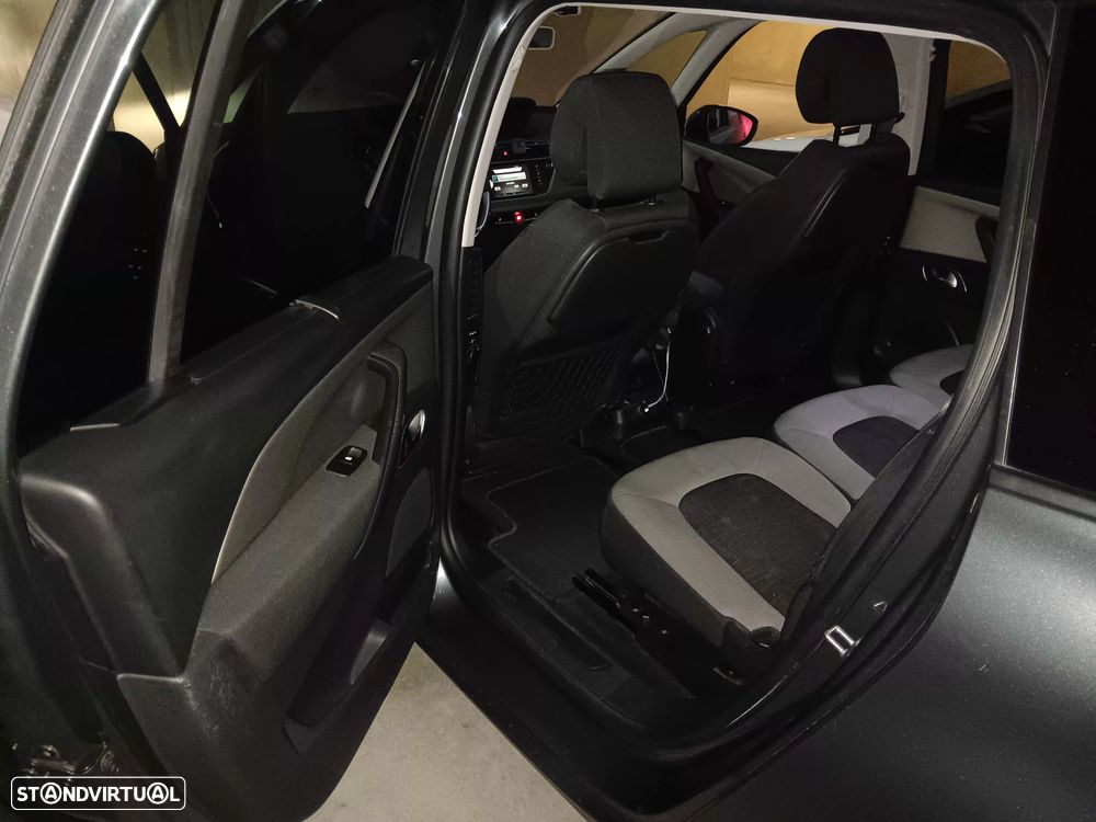 Citroën C4 Grand Picasso 1.6 e-HDi Intensive ETG6 - 26