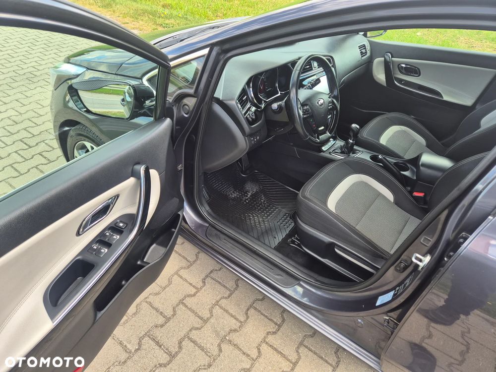 Kia Ceed 1.6 CRDi L Business Line - 8