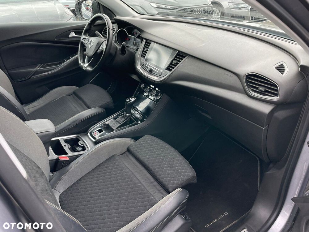 Opel Grandland X - 21