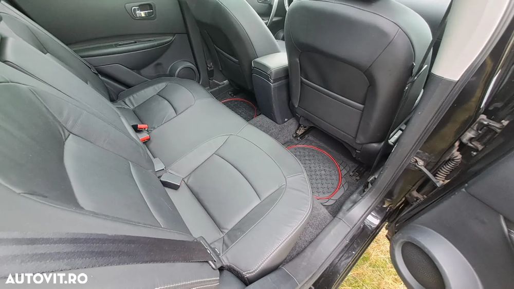 Nissan Qashqai 2.0 dCi DPF 4x4 Aut tekna - 14