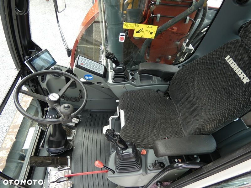 Liebherr A914 Compact / ROTOTILT / Idealny Stan / Z Niemiec / - 12