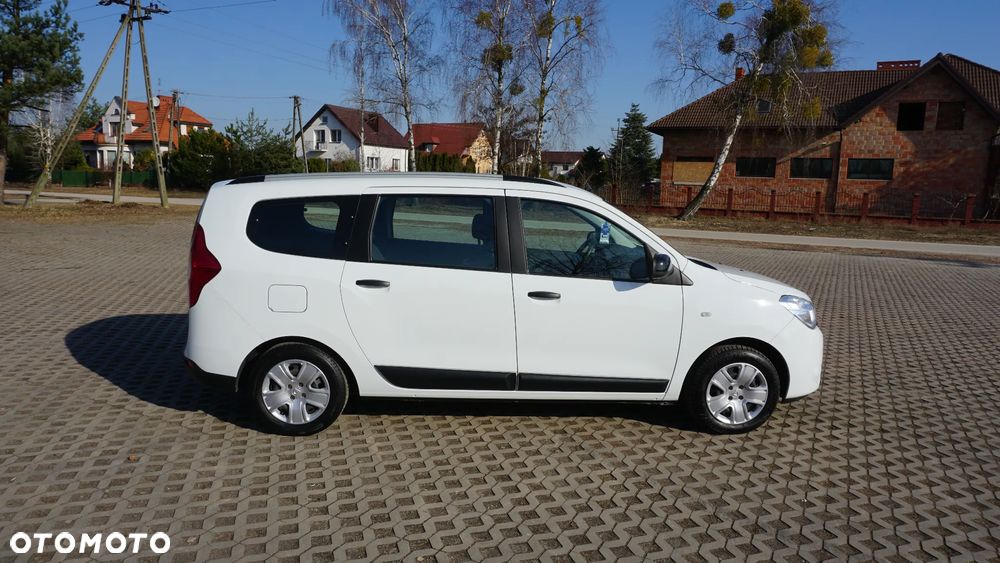 Dacia Lodgy 1.5 Blue dCi Laureate S&S EU6d - 8