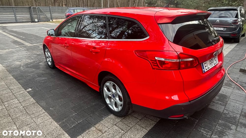 Ford Focus 1.5 TDCi DPF Start-Stopp-System ST-Line - 5