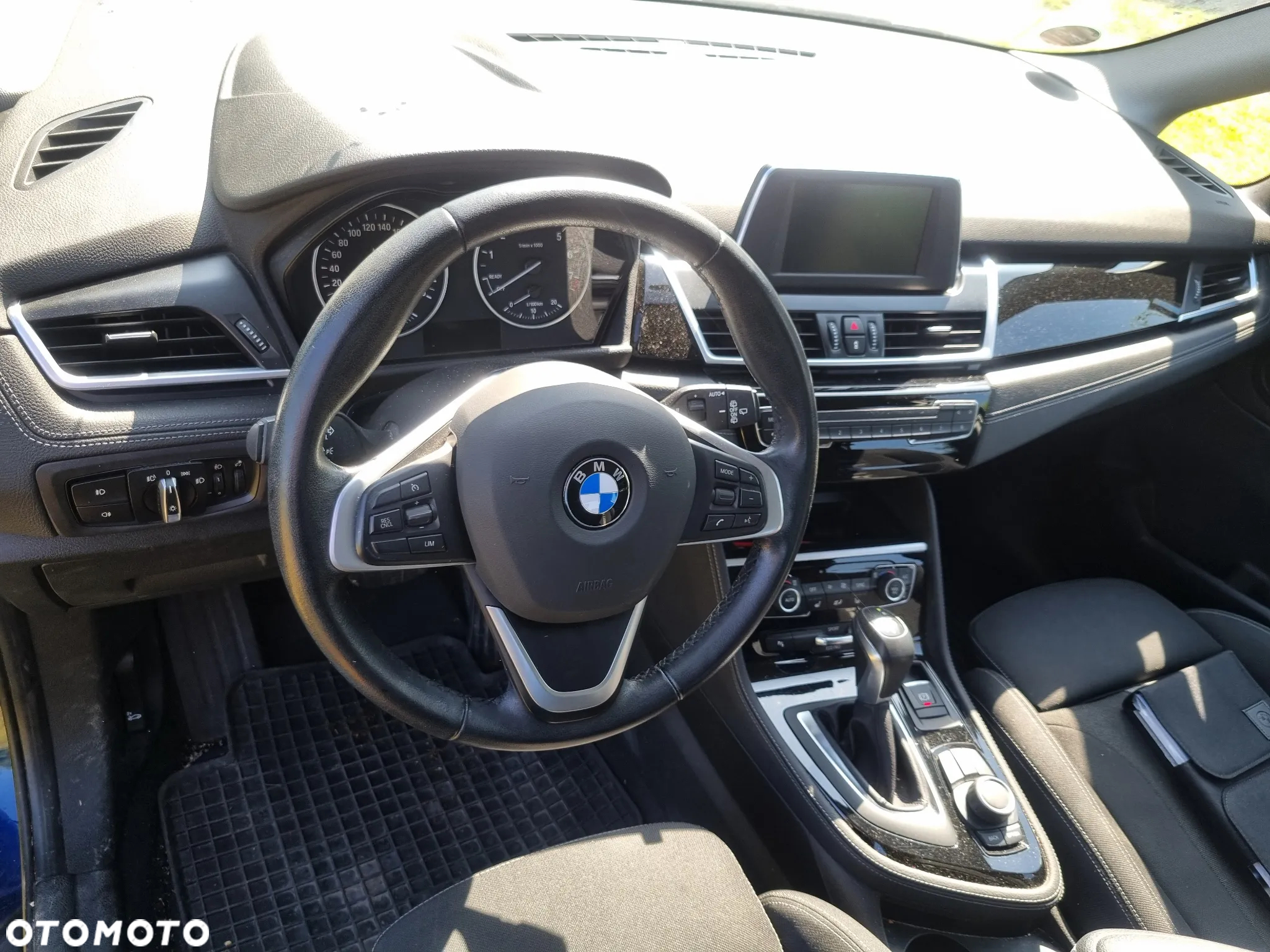 BMW Seria 2 220i Active Tourer Sport Line - 22