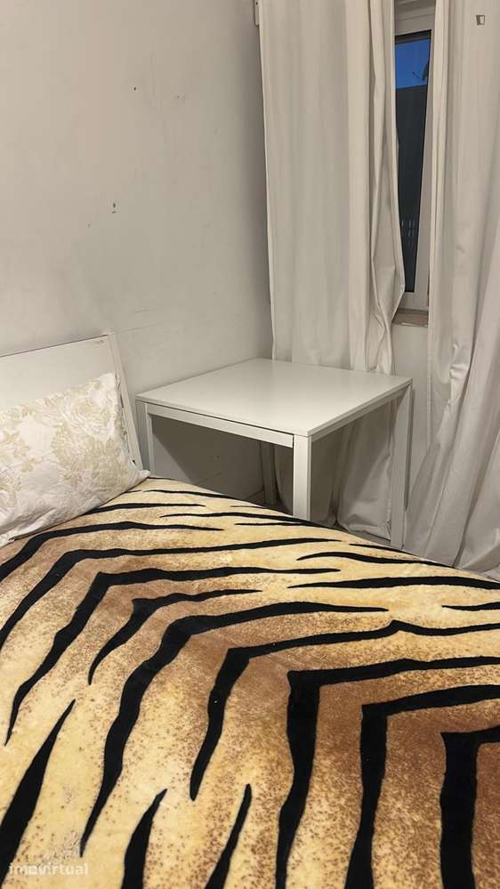 Quarto - localizado em Lisbon - Grande imagem: 2/10