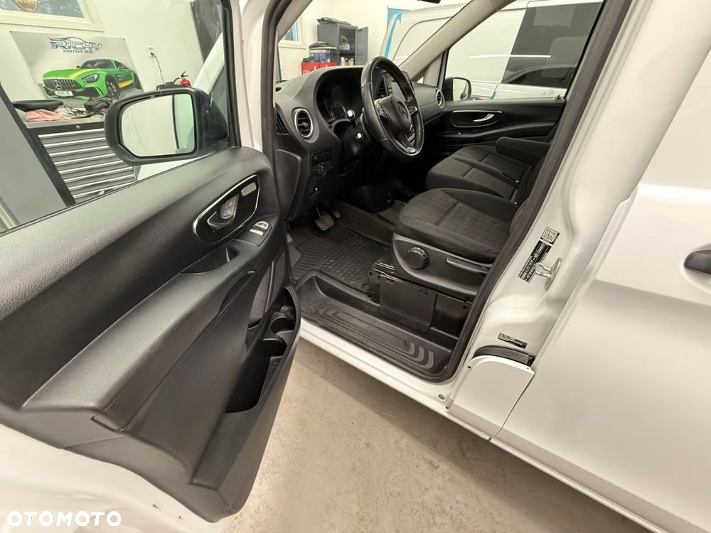 Mercedes-Benz Vito - 11
