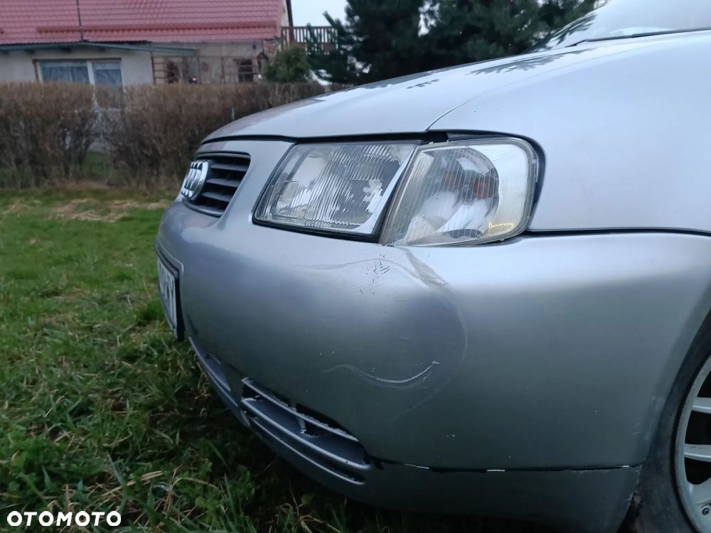 Audi A3 3-drzwiowe 1.6 Attraction - 11