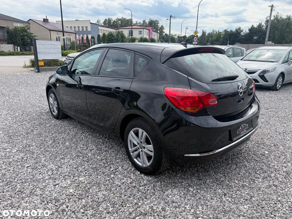 Opel Astra 1.4 T Cosmo - 26