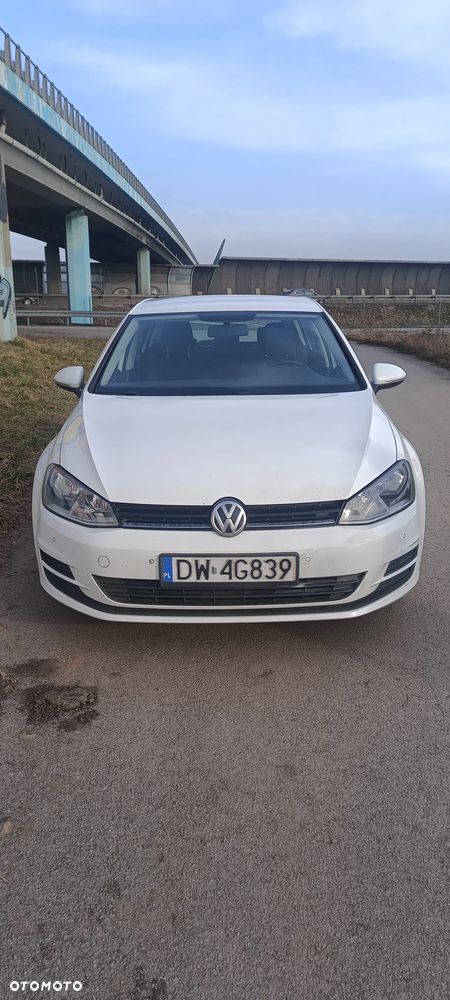 Volkswagen Golf 1.2 TSI BMT Comfortline - 1