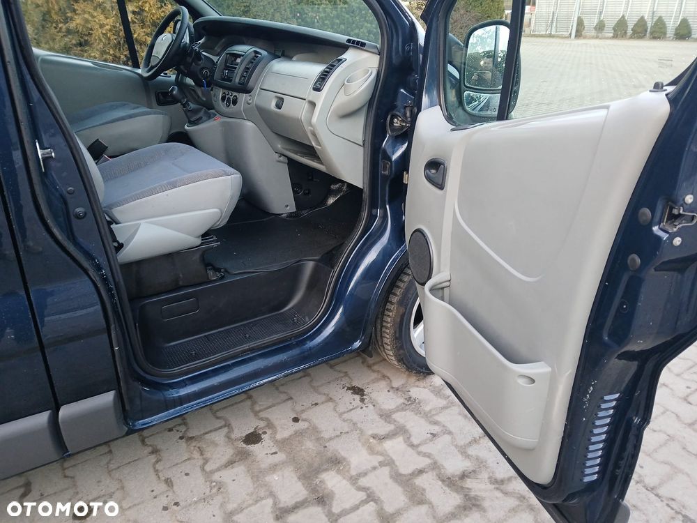 Renault Trafic - 17