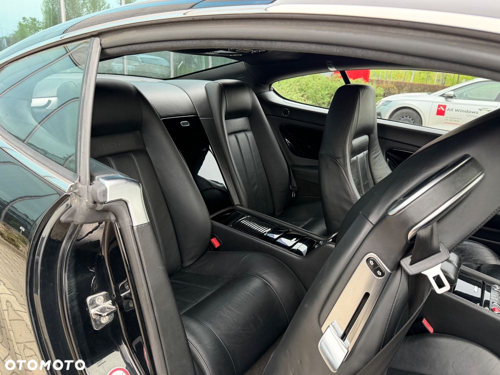 Bentley Continental GT Standard - 30