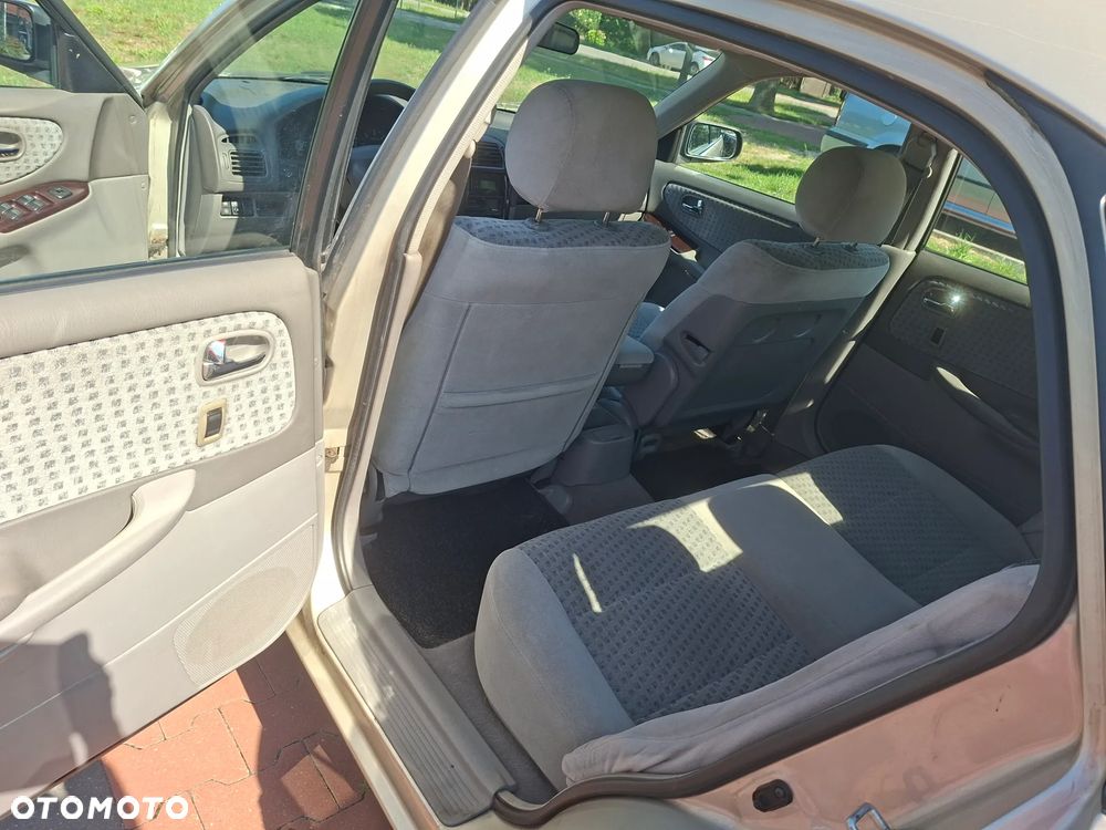 Mazda 626 2.0 TD Comfort - 9