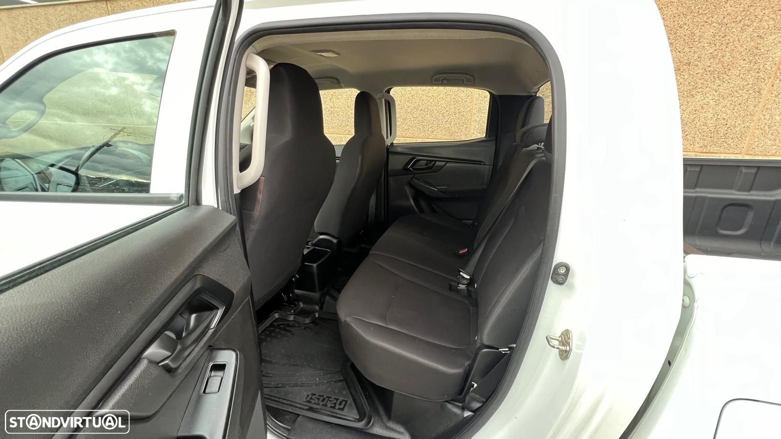 Isuzu D-Max - 10