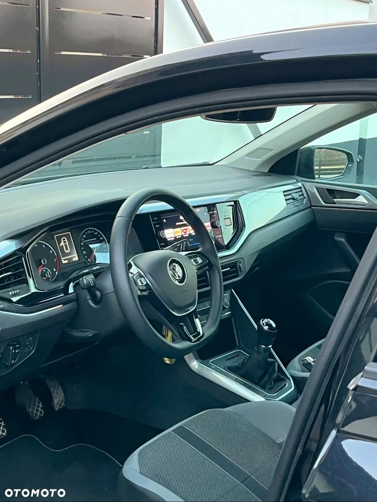 Volkswagen Polo - 5