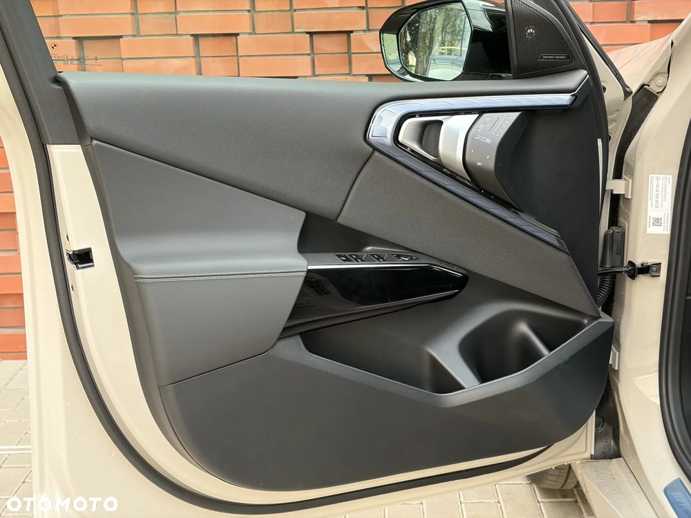 BMW X3 xM50 mHEV - 18