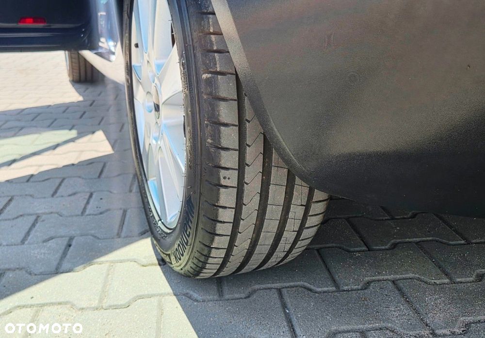 Volkswagen Golf - 18