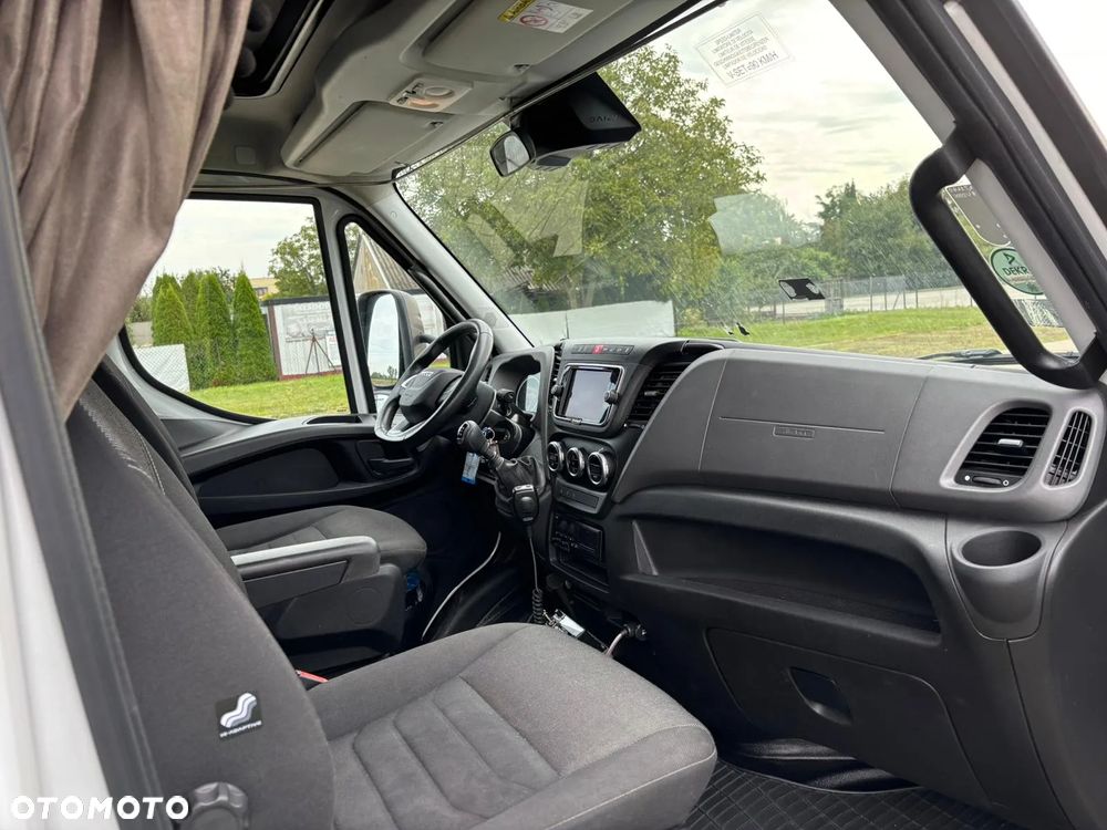 Iveco DAILY - 17