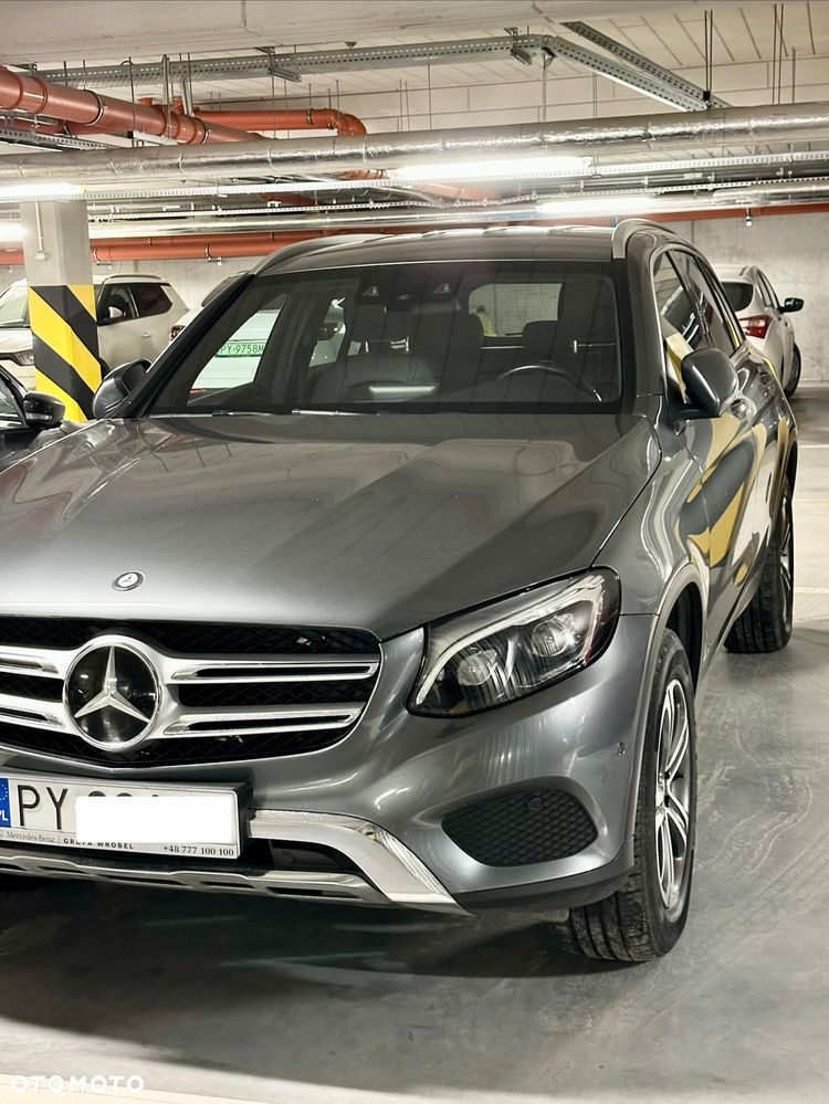 Mercedes-Benz GLC 250 4Matic 9G-TRONIC AMG Line - 6