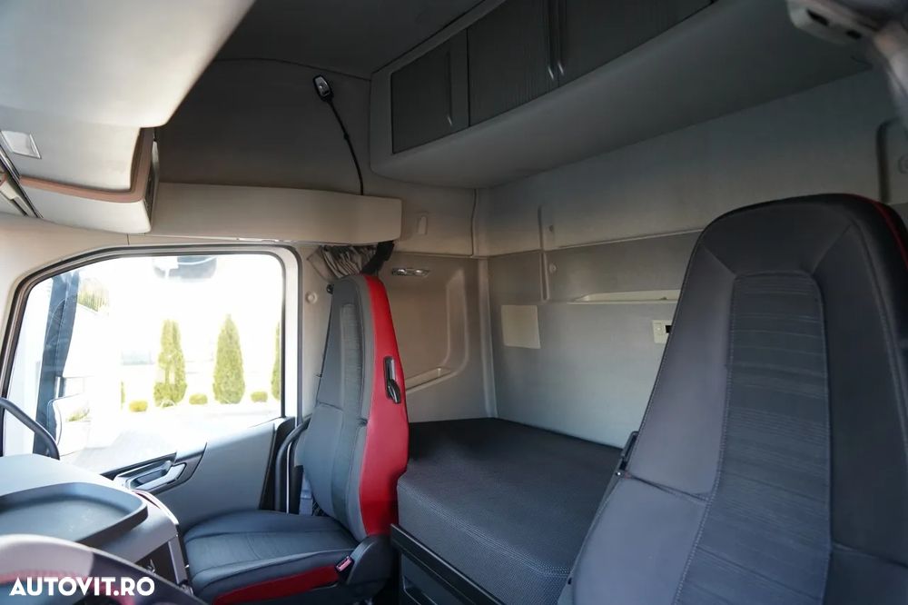 DAF FH 500 / ROȚI SOLIDE / RIDICARE / AER CONDIȚIONAT PARCARE / PODEA REZISTENTĂ / - 26