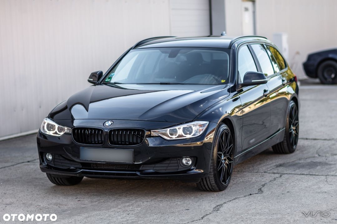 BMW Seria 3 318d DPF Touring Edition Sport - 7