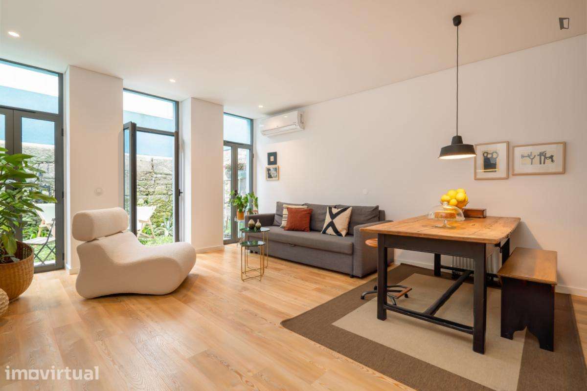 Apartamento com 1 quartos - localizado em Santo Ildefonso Porto - Grande imagem: 5/25