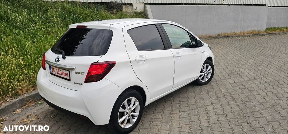 TOYOTA Yaris 2016 — imagine 2