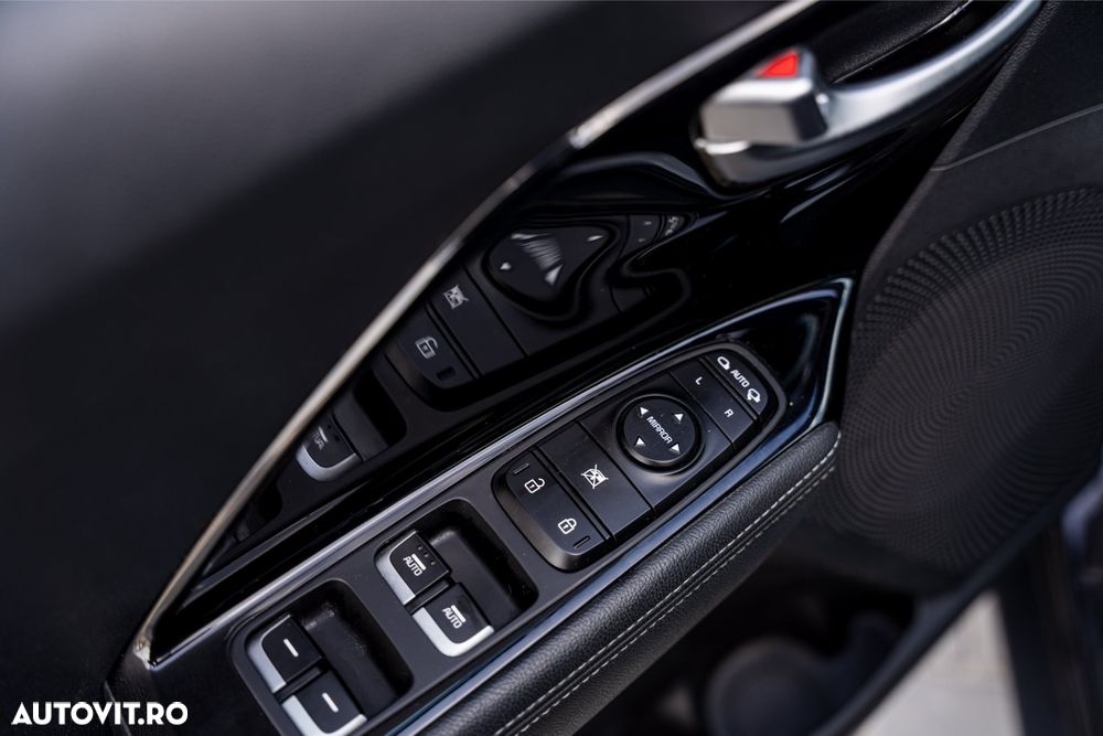 Kia Niro 1.6 GDI HEV 2WD OPF Aut. Spirit - 38