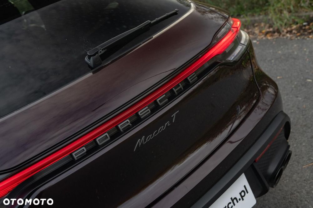 Porsche Macan T - 36