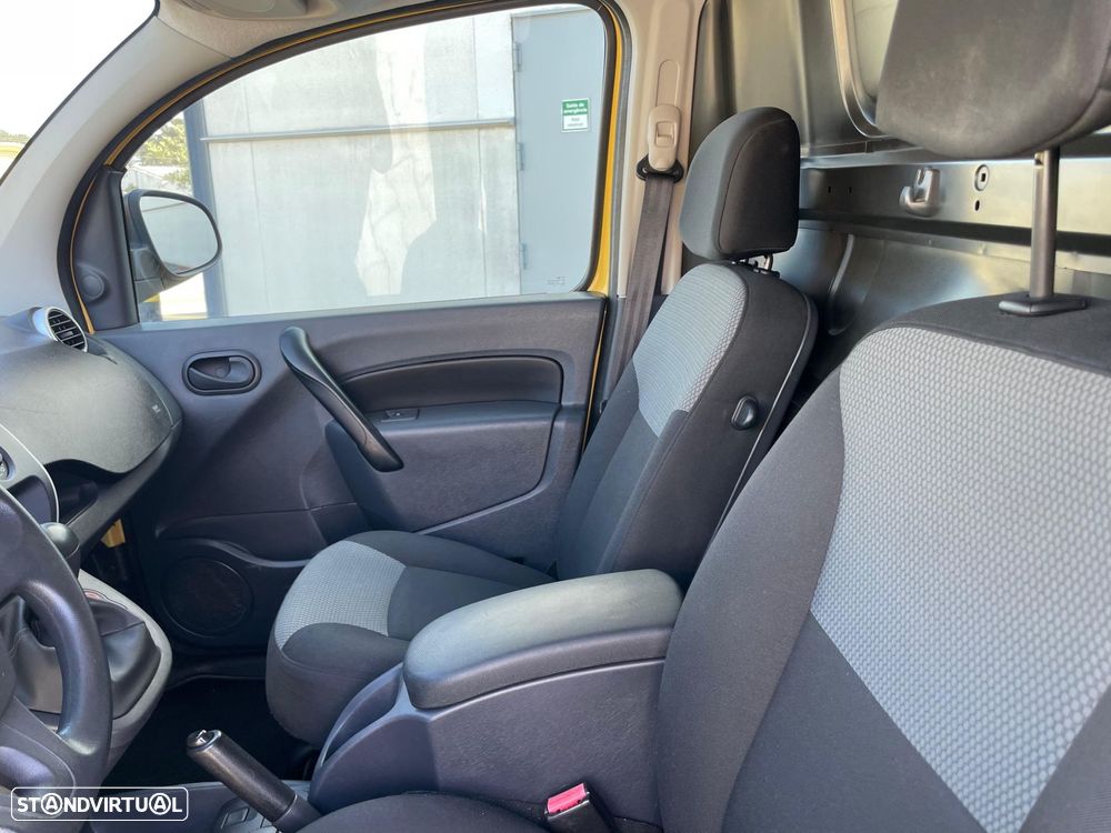 Renault Kangoo Z.E. 33 - 9