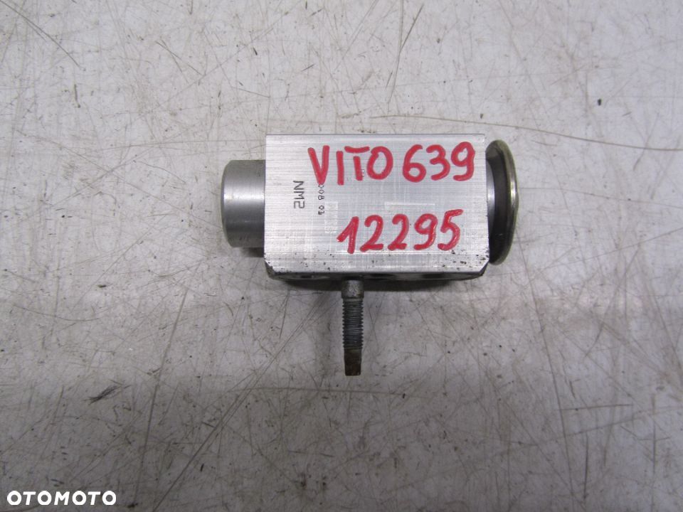 vito 639 3.0CDI V-klasa zawór rozprężny 6398300384 - 1